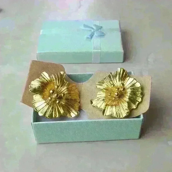 Bluette vintage Gold flower shoes clips - Picture 6 of 12
